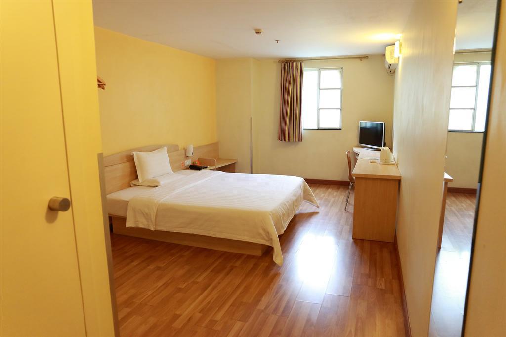7Days Inn Qingdao Haiyunan Xinglong Road Habitación foto